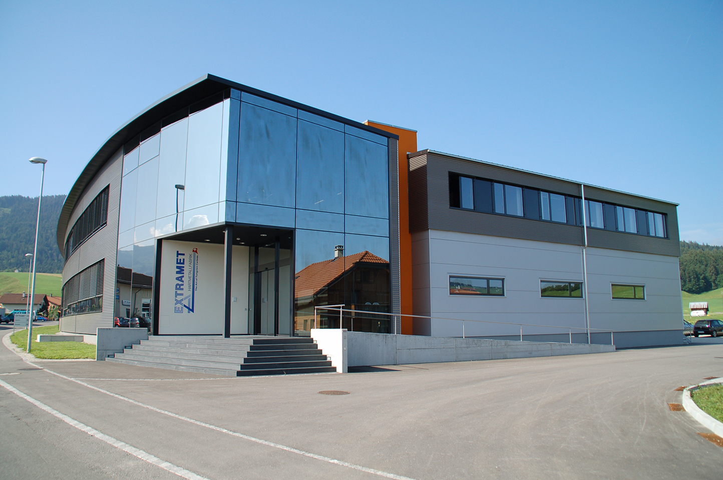 Neubau Administration und Schleiferei EXTRAMET AG Schweiz Neubau Administration und Schleiferei EXTRAMET AG Schweiz
